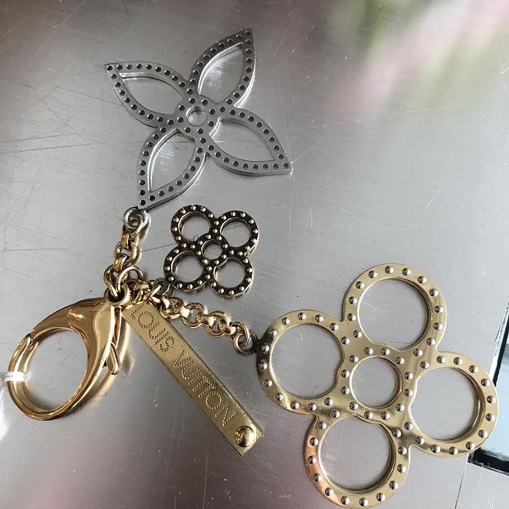 Louis Vuitton Bijoux Sac Tapag Keychain Bag Charm